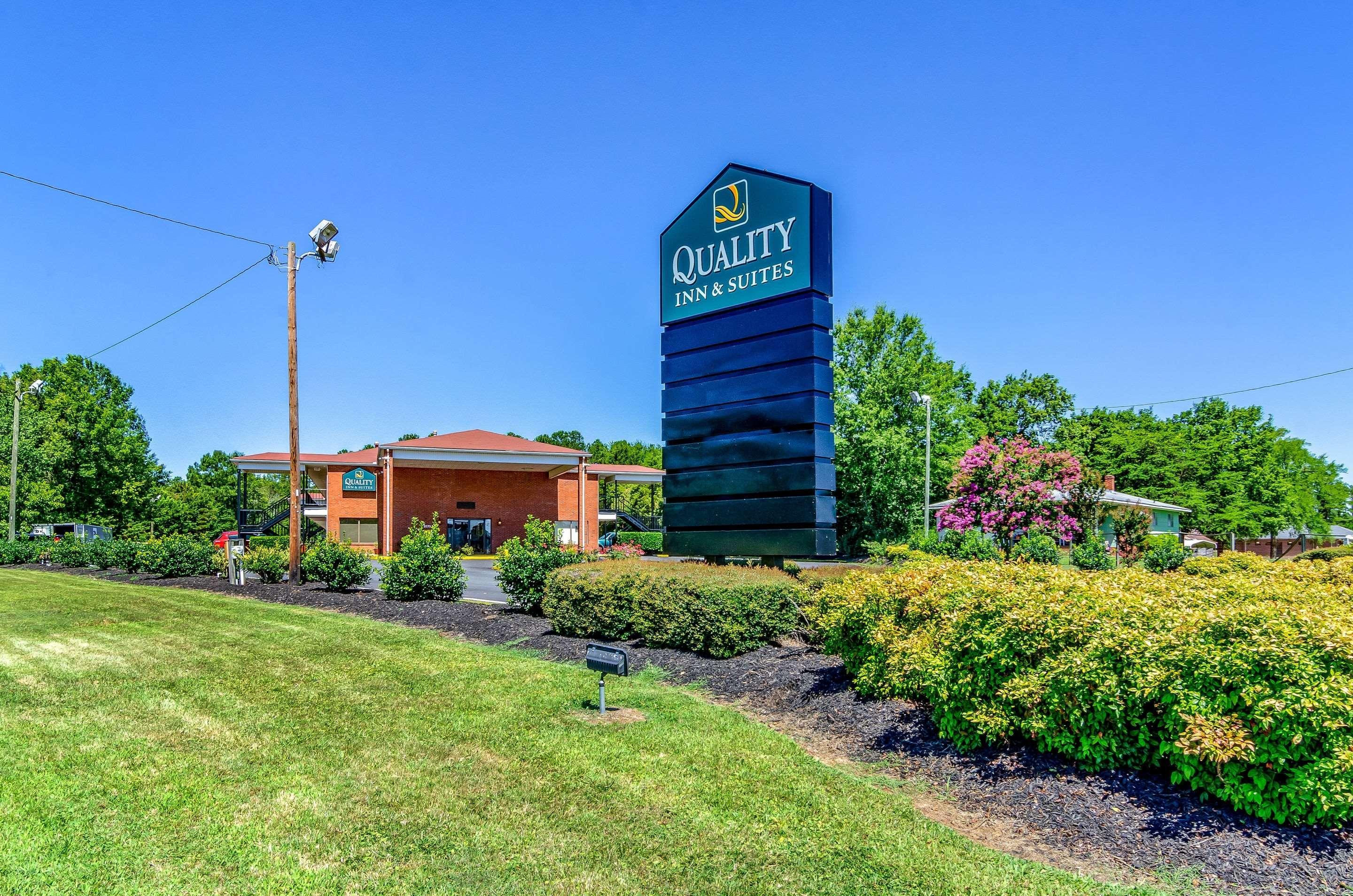 Quality Inn & Suites Creedmor - Butner Creedmoor Exteriör bild